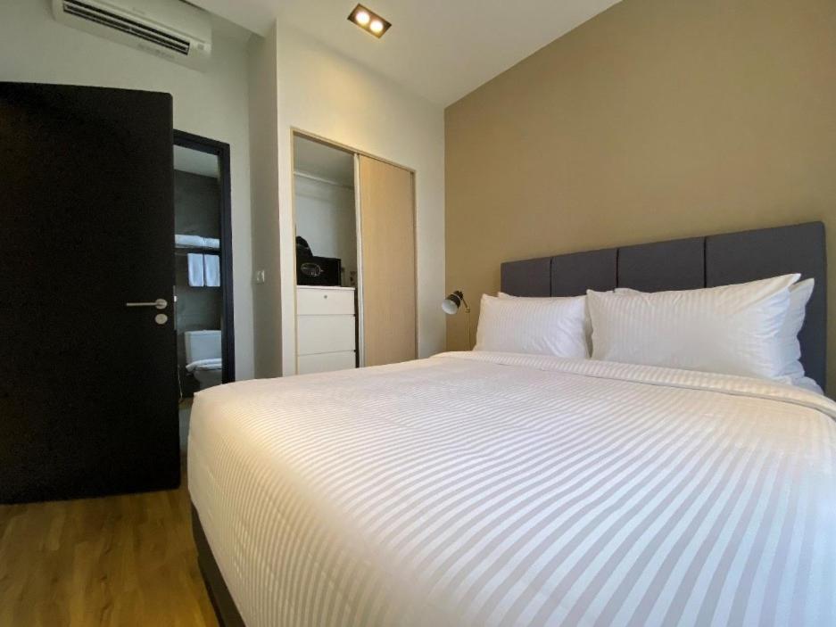 Momentus Serviced Residences Novena Singapore Exterior photo