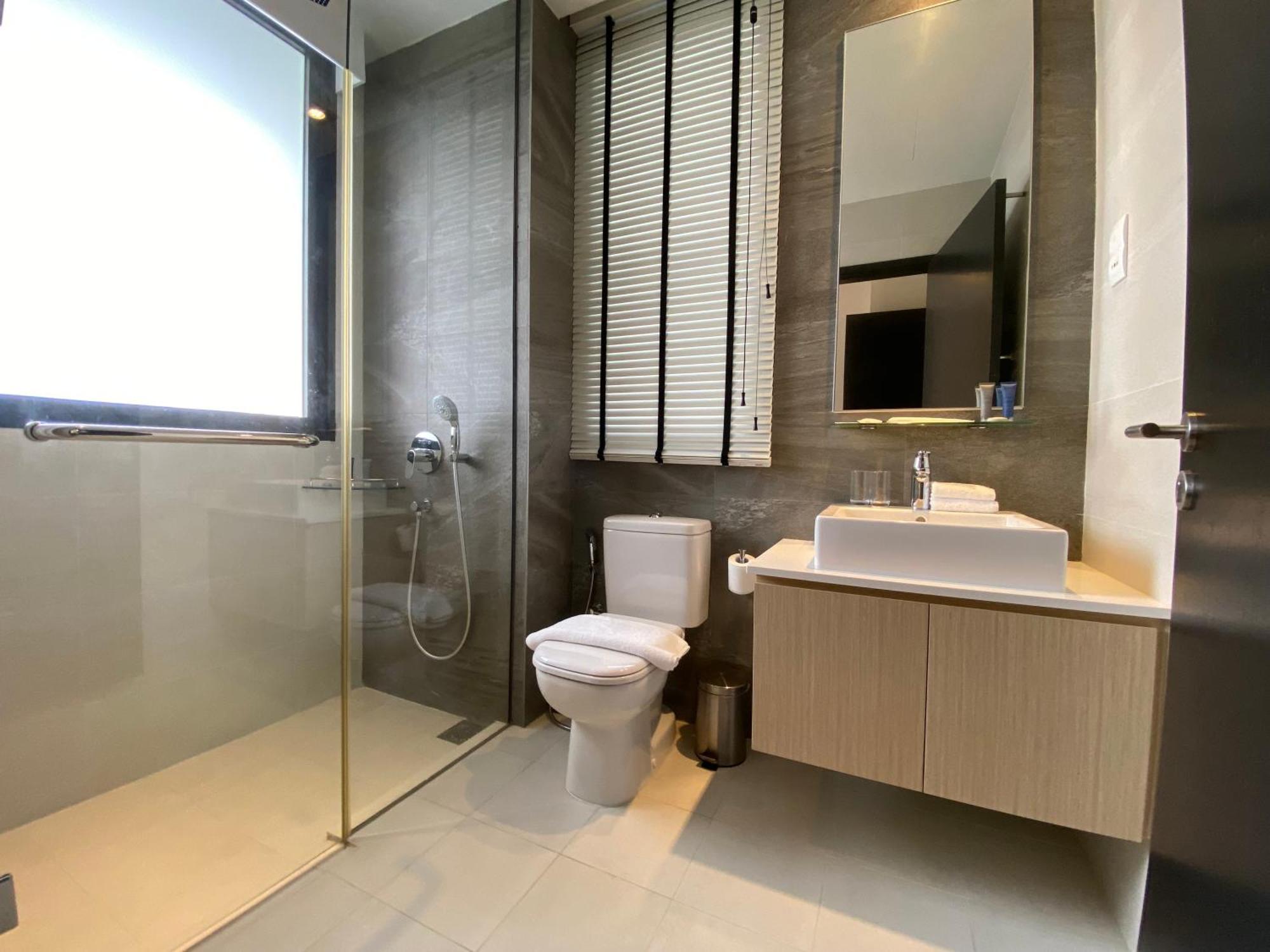 Momentus Serviced Residences Novena Singapore Exterior photo