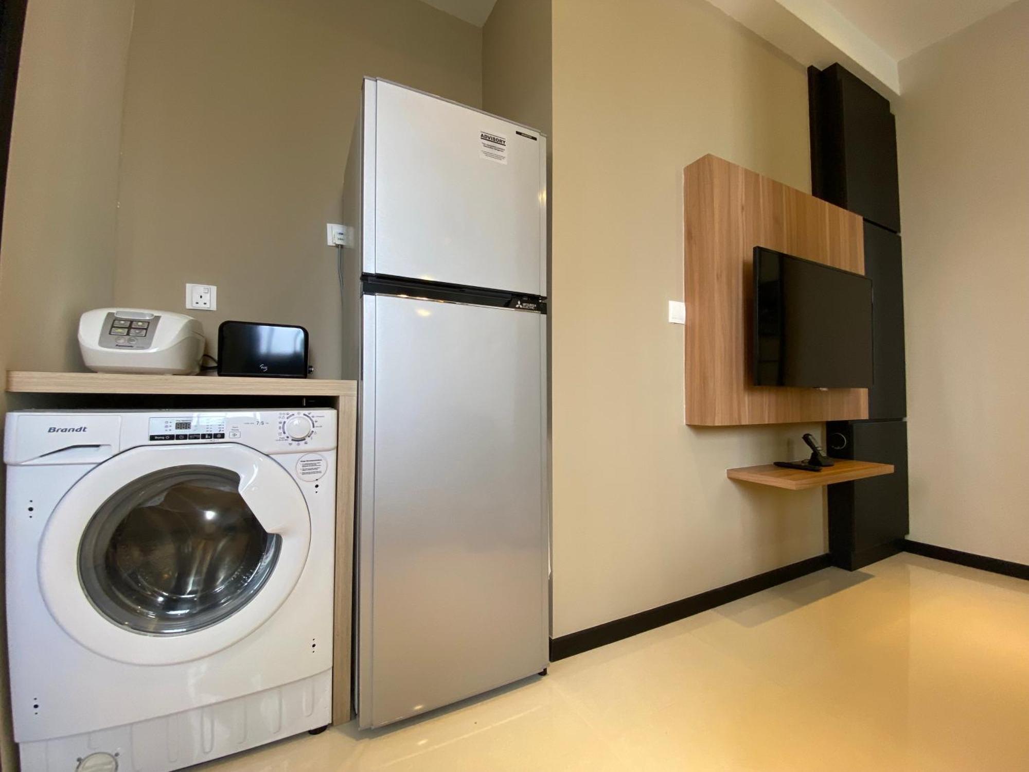 Momentus Serviced Residences Novena Singapore Exterior photo